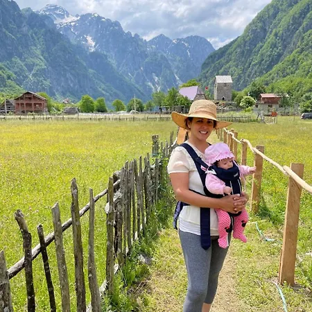 Petriti Πανσιόν 4*