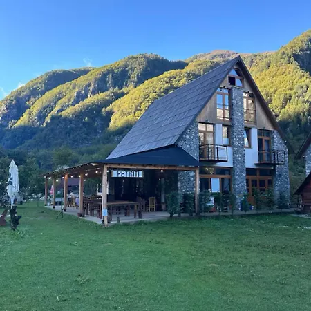 Гостевой дом Petriti 4*