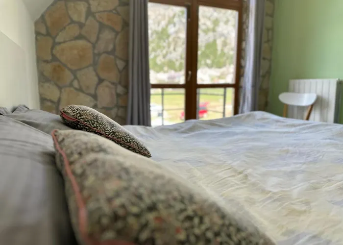 Guest house Petriti Theth