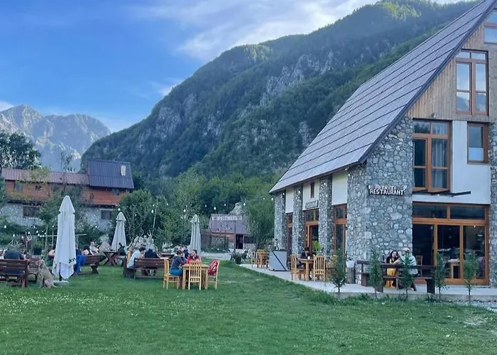 Petriti 4* Theth