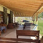 Πανσιόν Petriti 4*