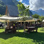 Petriti 4* Theth