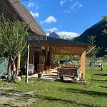 Petriti Pensjonat Theth