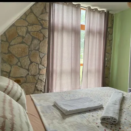 Petriti Guest house Theth