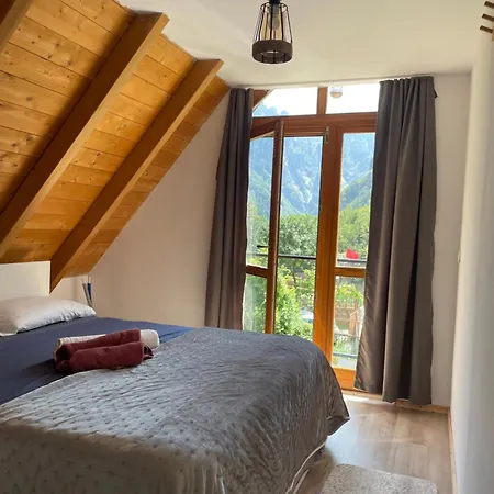 Petriti Guest house Theth
