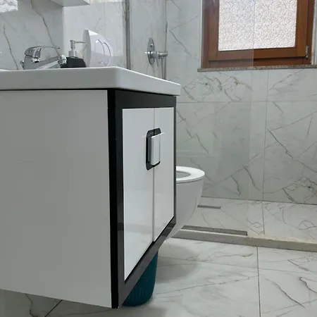 Petriti 4*