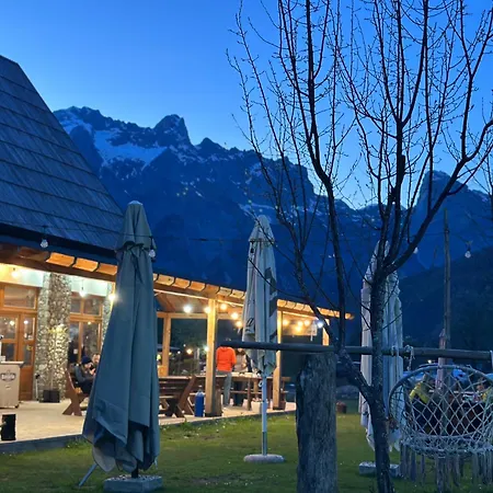 Petriti 4* Theth